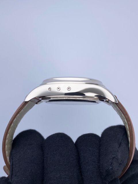 Patek Philippe Complications 5960/01G-001 Image 7